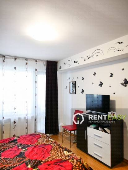 Apartament cu 3 camere de inchiriat in bloc nou zona Tatarasi