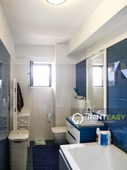 Apartament cu 3 camere de inchiriati in zona Podul de Piatra