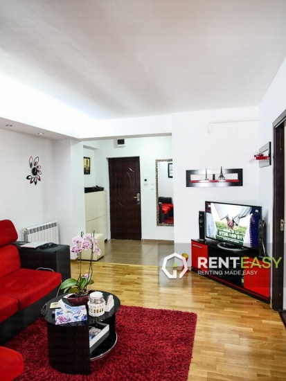 Apartament cu 3 camere de inchiriati in zona Podul de Piatra