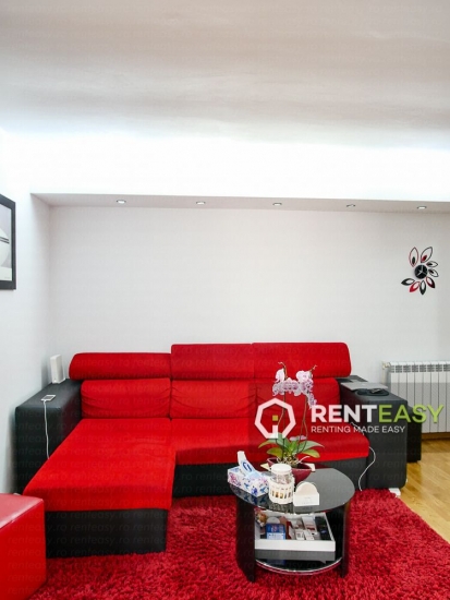 Apartament cu 3 camere de inchiriati in zona Podul de Piatra