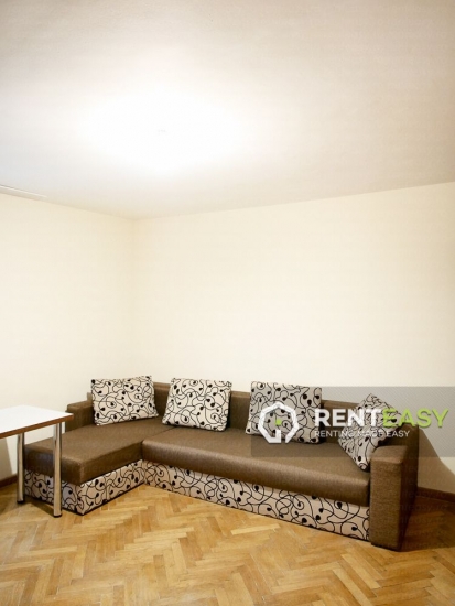 Apartament cu 2 camere e inchiriat in Centru - Arcu