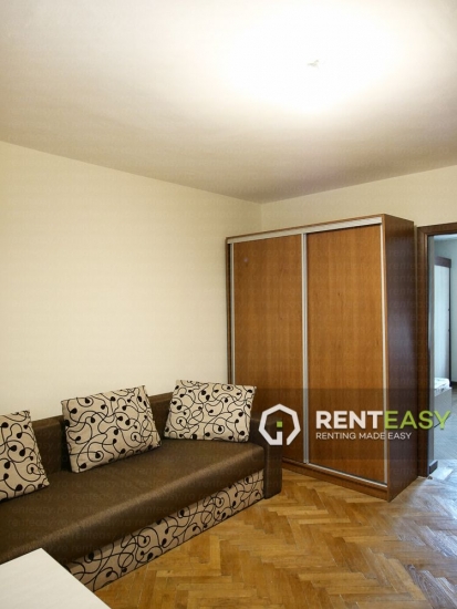 Apartament cu 2 camere e inchiriat in Centru - Arcu