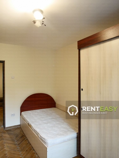Apartament cu 2 camere e inchiriat in Centru - Arcu