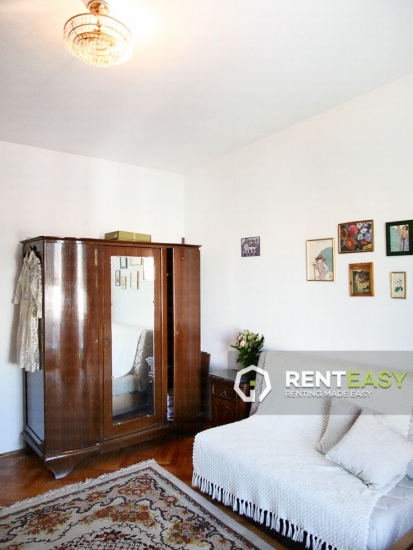 Apartament decomandat cu 2 camere de inchiriat in Centru - Arcu