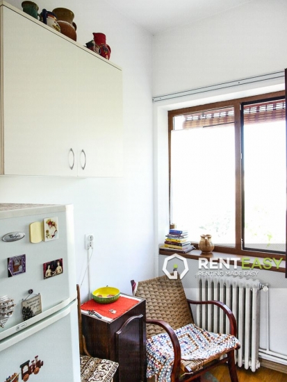 Apartament decomandat cu 2 camere de inchiriat in Centru - Arcu