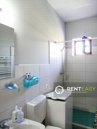 Apartament decomandat cu 2 camere de inchiriat in Centru - Arcu