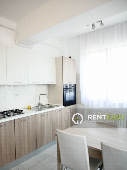 Apartament cu 2 camere de inchiriat in Centru - Palas in bloc nou