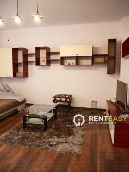 Apartament cu 2 camere de inchiriat in Centru - Bloc Nou