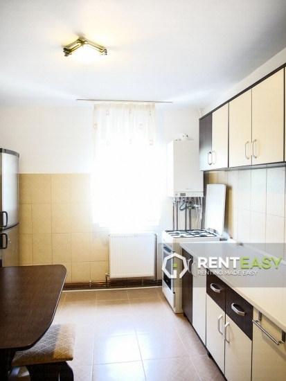 Apartament cu 2 camere decomandat de inchiriat in zona Gara - Billa