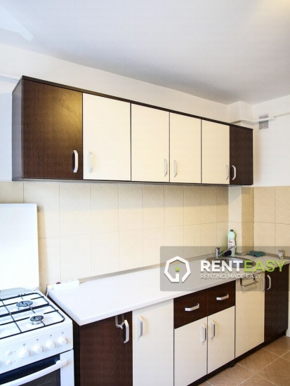 Apartament cu 2 camere decomandat de inchiriat in zona Gara - Billa