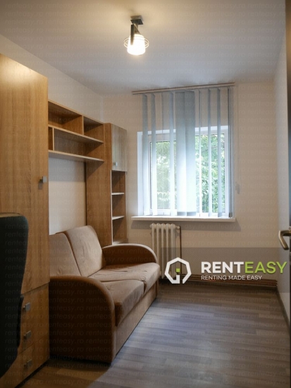 Apartament cu 3 camere de inchiriat in Centru langa Palas