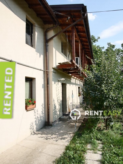 Vila cu 4 camere de inchiriat in zona Sfantul Andrei - Podul de Piatra