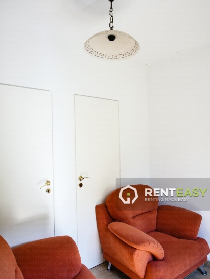Vila cu 4 camere de inchiriat in zona Sfantul Andrei - Podul de Piatra