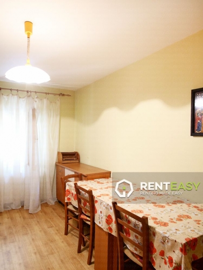 Vila cu 4 camere de inchiriat in zona Sfantul Andrei - Podul de Piatra