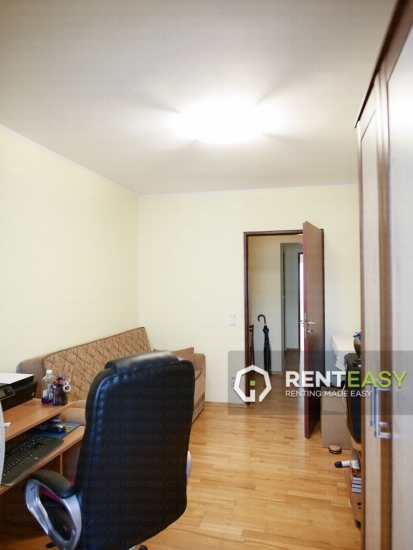 Apartament cu 4 camere de inchiriat in zona Gara - Billa