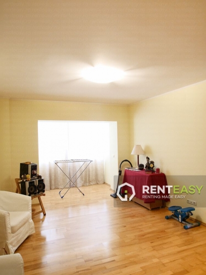 Apartament cu 4 camere de inchiriat in zona Gara - Billa