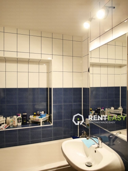 Apartament cu 4 camere de inchiriat in zona Gara - Billa