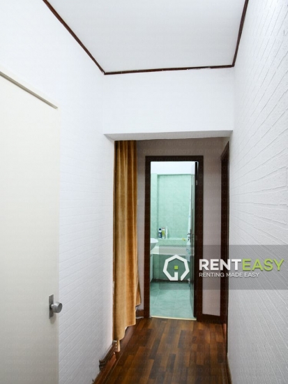 Apartament decomandat cu 3 camere de inchiriat in Hala Centrala