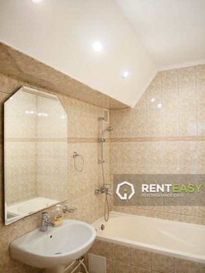 Apartament cu 3 camere de inchiriat in Centru - A Panu