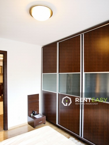 Apartament cu 3 camere de inchiriat langa Moldova Mall