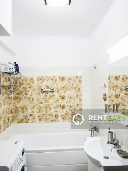 Bloc nou! Apartament cu 2 camere de inchiriat in Centru zona Palas