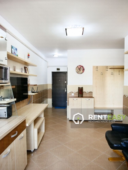 Bloc nou! Apartament cu 2 camere de inchiriat in Centru zona Palas