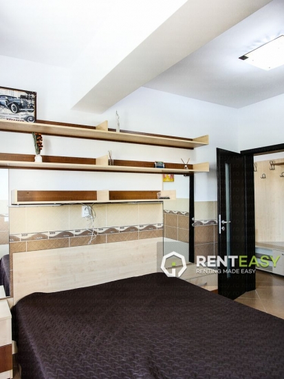 Bloc nou! Apartament cu 2 camere de inchiriat in Centru zona Palas