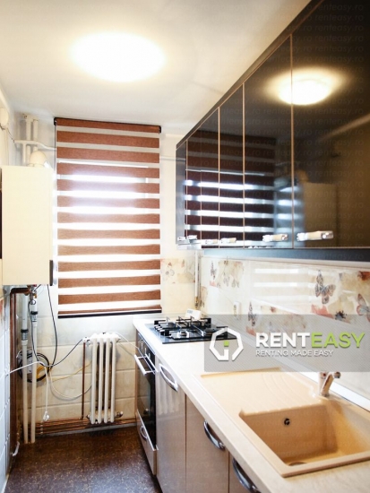 Apartament de lux cu 3 camere in zona Podu Ros de inchiriat