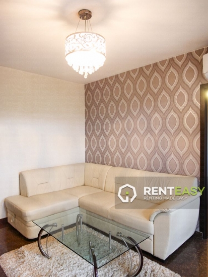 Apartament de lux cu 3 camere in zona Podu Ros de inchiriat