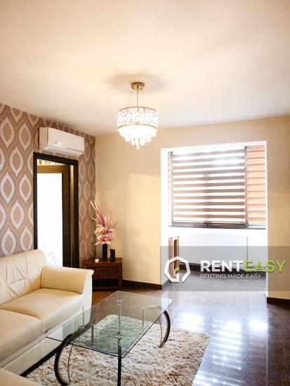 Apartament de lux cu 3 camere in zona Podu Ros de inchiriat