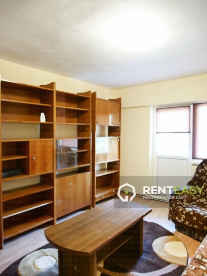 Apartament decomandat cu 3 camere de inchiriat in zona Hala Centrala