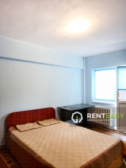 Apartament decomandat cu 3 camere de inchiriat in zona Hala Centrala