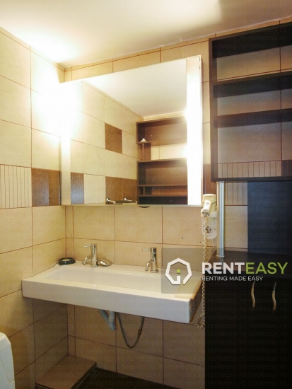 Apartament cu 6 camere de inchiriat la vila in Copou