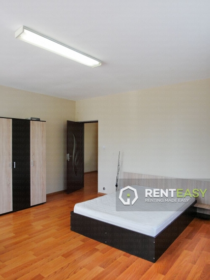 Apartament cu 6 camere de inchiriat la vila in Copou