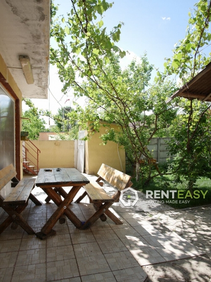 Apartament cu 6 camere de inchiriat la vila in Copou