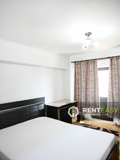 Apartament cu 3 camere pe Stefan cel Mare de inchiriat
