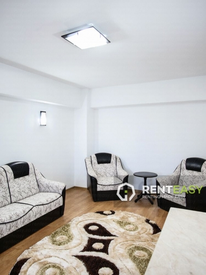 Apartament 3 camere decomandat de inchiriat in Centru - Stefan cel Mare