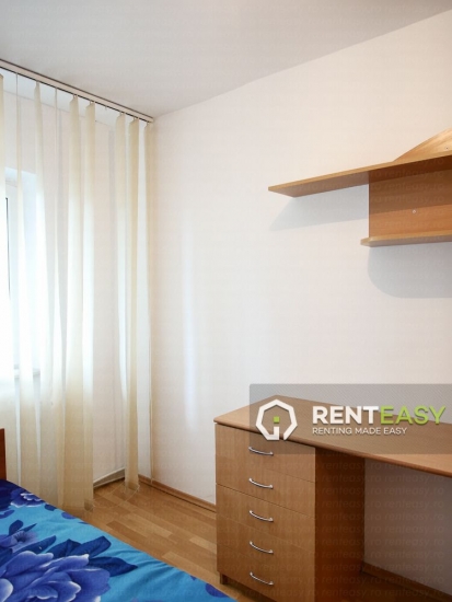 Apartament decomandat cu 3 camere de inchiriat la Gara