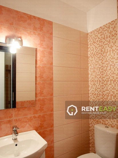 Apartament de lux cu 3 camere de inchiriat in Podul de Fier