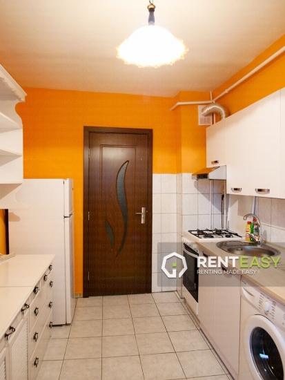 Apartament cu 2 camere in zona Arcu de inchiriat
