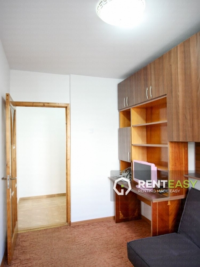 Apartament cu 3 camere in Podul de Fier de inchiriat