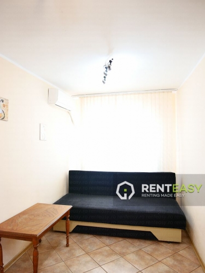 Apartament 3 camere de inchiriat in zona Pacurari