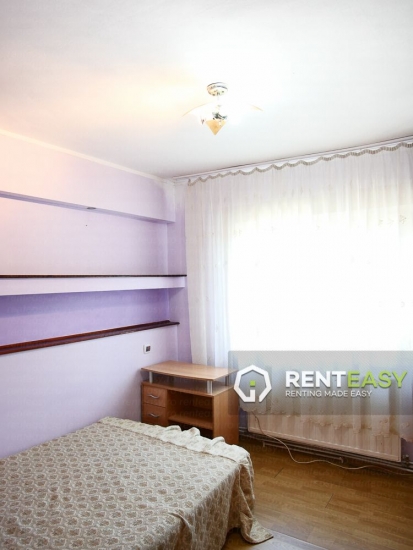 Apartament 3 camere de inchiriat in zona Pacurari