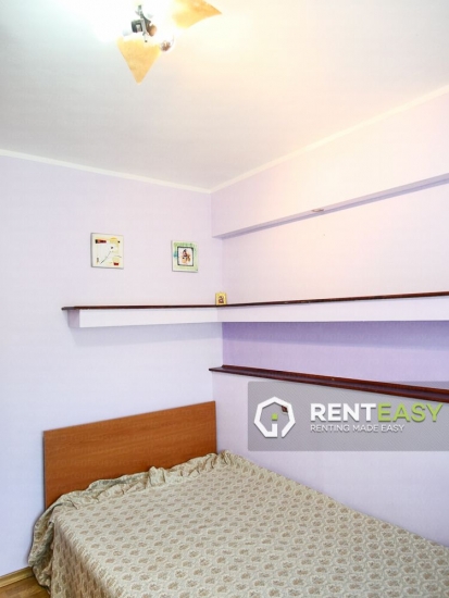 Apartament 3 camere de inchiriat in zona Pacurari