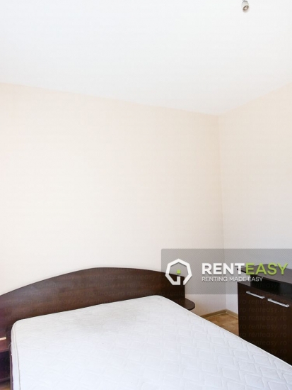 Apartament cu 3 camere in Centru - Tarom de inchiriat