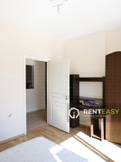 Apartament cu 3 camere in Centru - Tarom de inchiriat