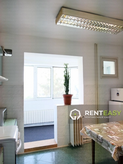 Apartament 3 camere de inchiriat in Centru langa Moldova Mall