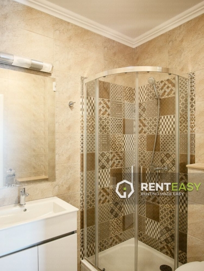 Bloc nou! Apartament cu 2 camere de inchiriat in zona Centru - Mitropolie