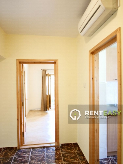 Apartament cu 3 camere in Targu Cucu de inchiriat