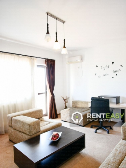 Apartament cu 2 camere de inchiriat in Centru